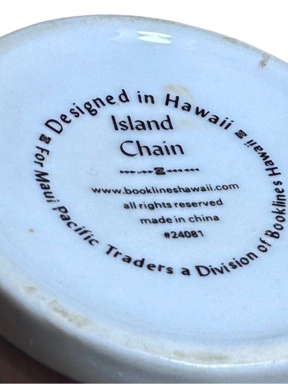 Hawaii Map Ceramic Coffee Mug - White with Beige, Green & Red Design - Picture 9 of 9